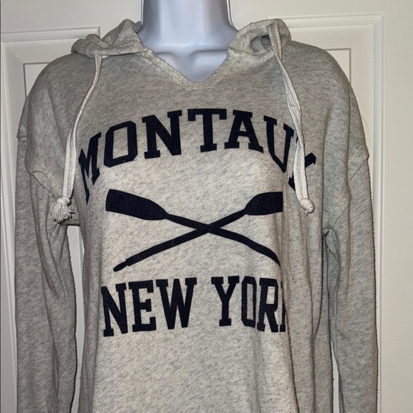 Gray Montauk New York Hoodie - Picture 4 of 6